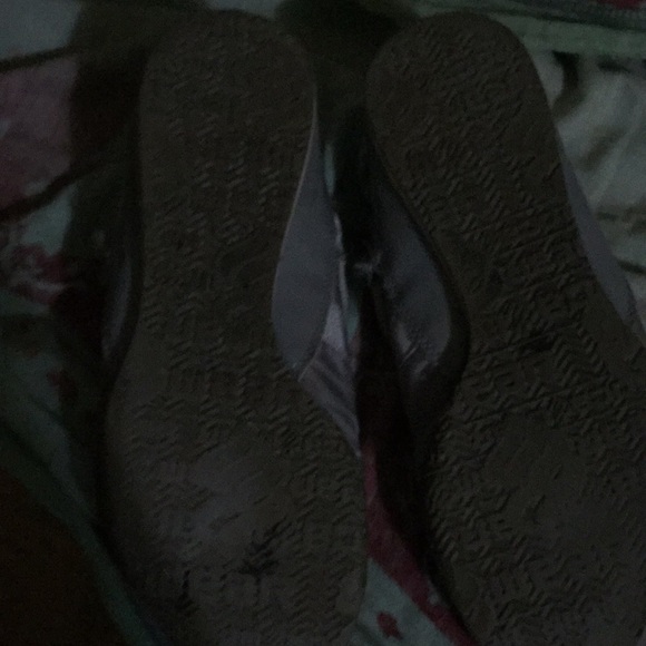 Grey Rocawear sneakers size 7.5 - Picture 5 of 5